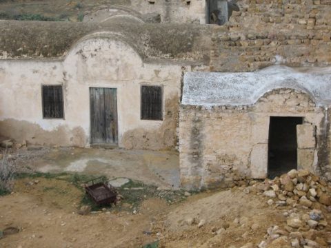 takrouna04